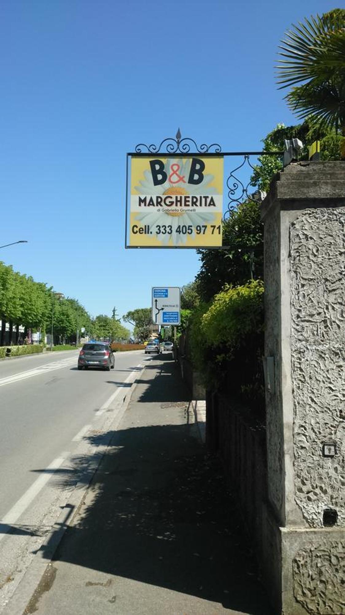 דסנזאנו דל גארדה B&B Margherita מראה חיצוני תמונה